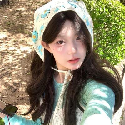 金牌客服董董恩